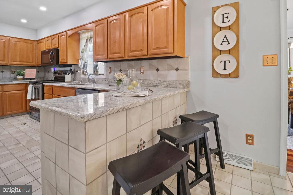 23655 Daniel Farm Ln Property Photo 17