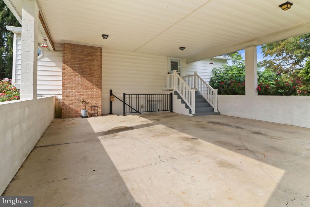 23655 Daniel Farm Ln Property Photo 47