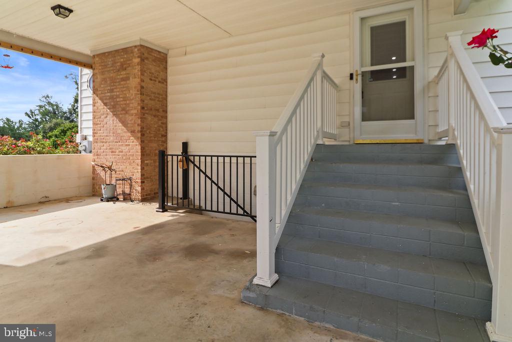 23655 Daniel Farm Ln Property Photo 49