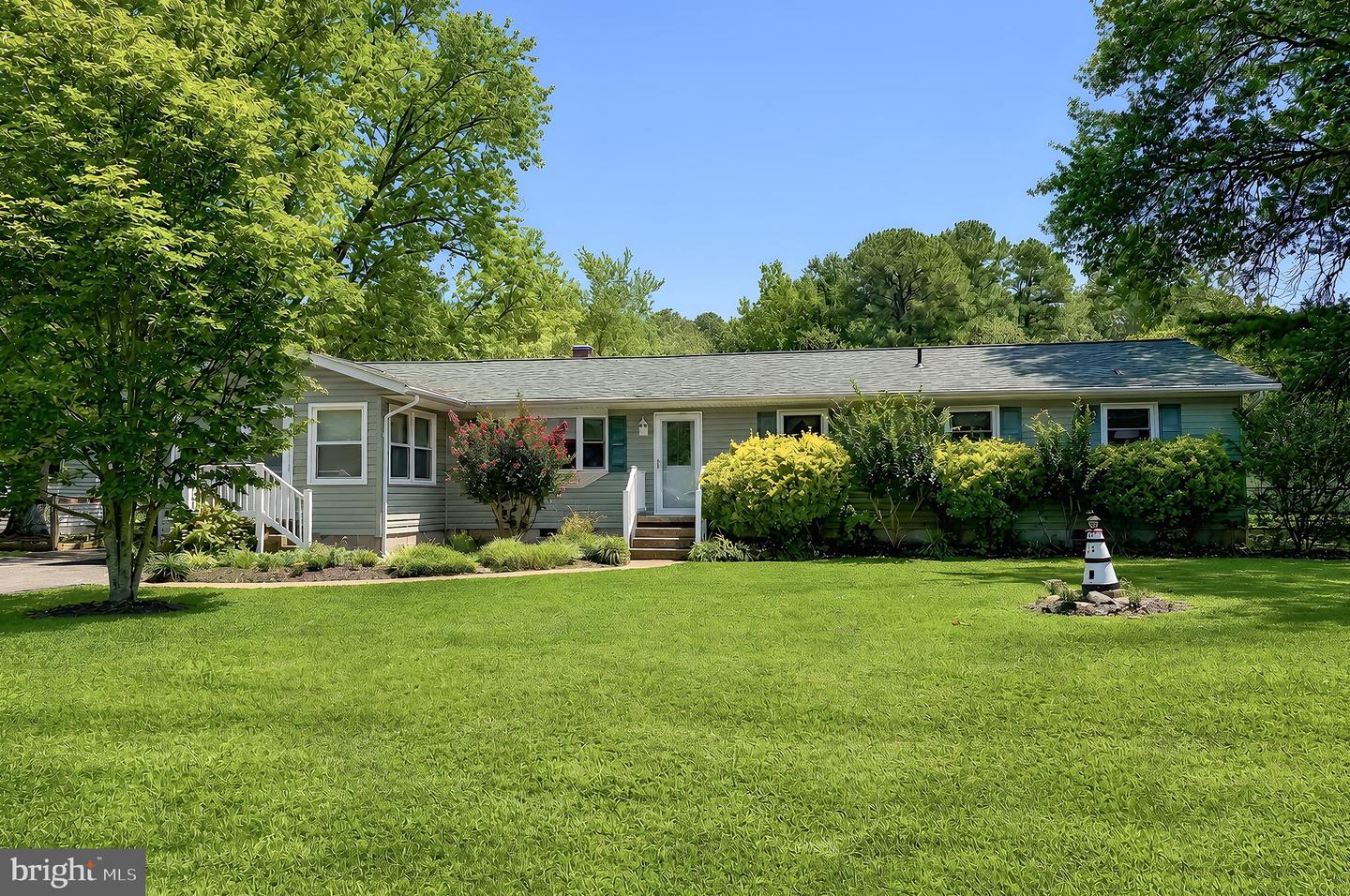43927 Lanedon Dr Property Photo 2
