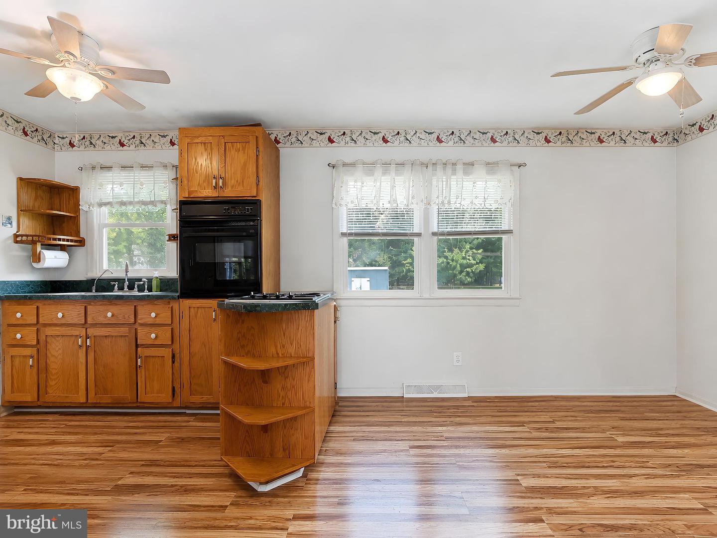 43927 Lanedon Dr Property Photo 12