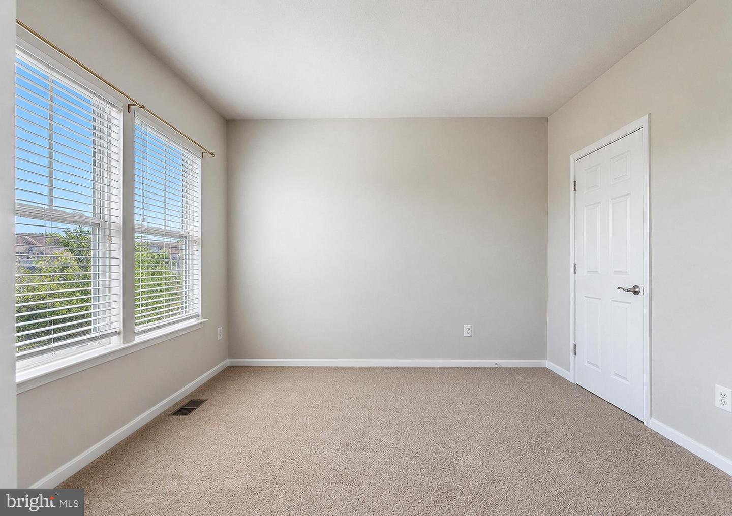 22931 Snow Leopard Dr Property Photo 29