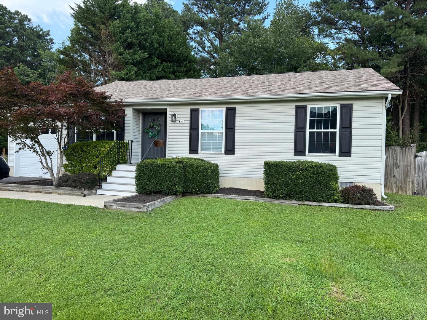 17344 Potomac Sands Dr Property Photo 2
