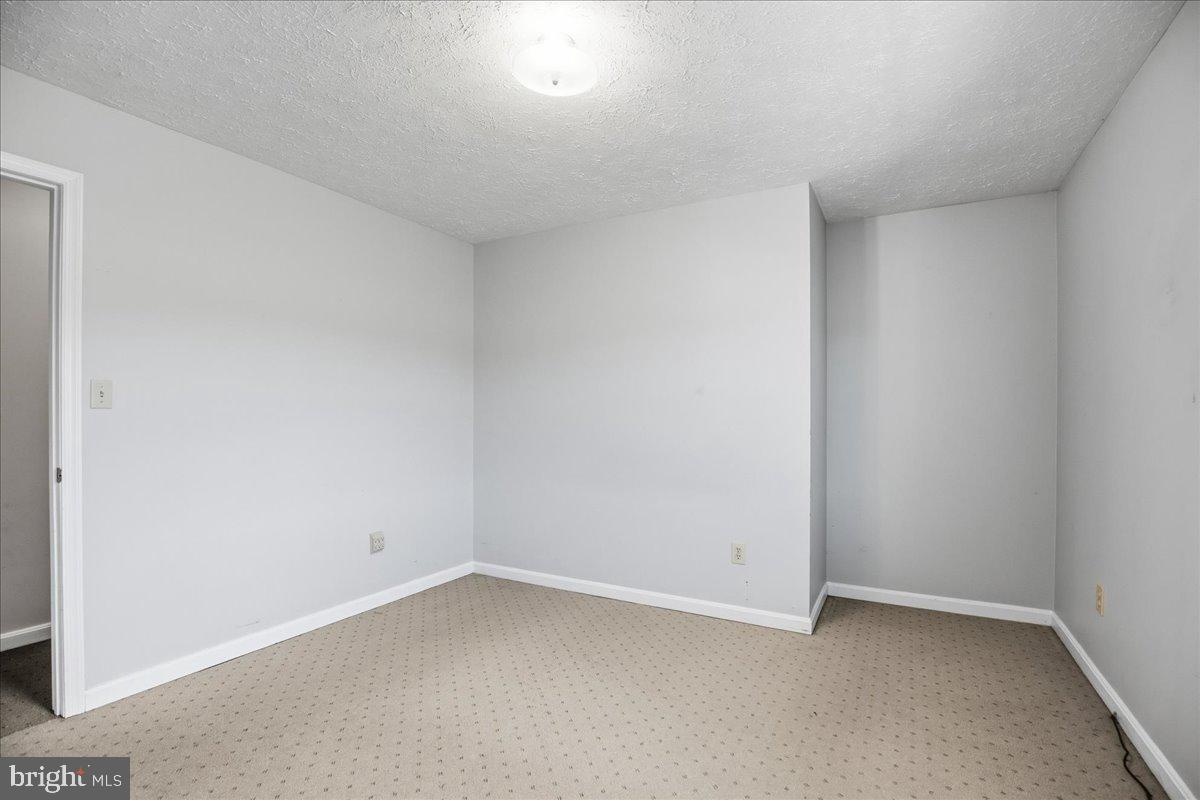 22715 Saint Winifreds Ln Property Photo 49