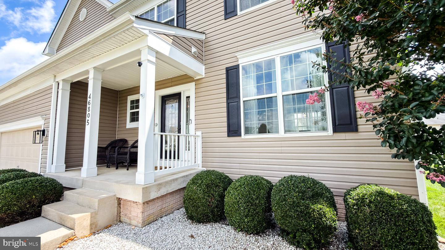 46805 Wentworth Ct Property Photo 3