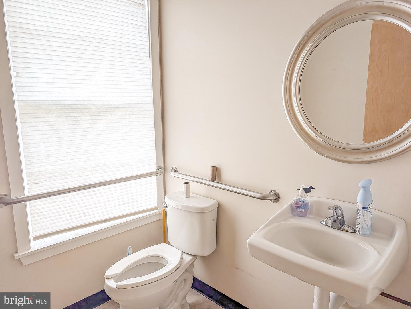 23680 Three Notch Rd #202-b Property Photo 11