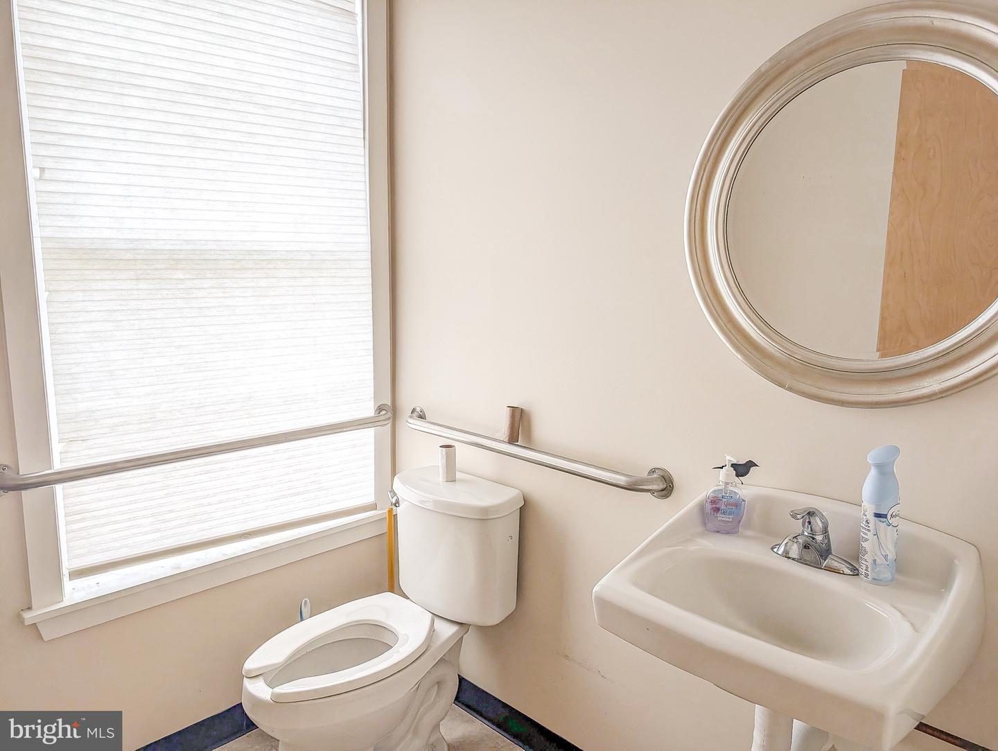 23680 Three Notch Rd #202-b Property Photo 12