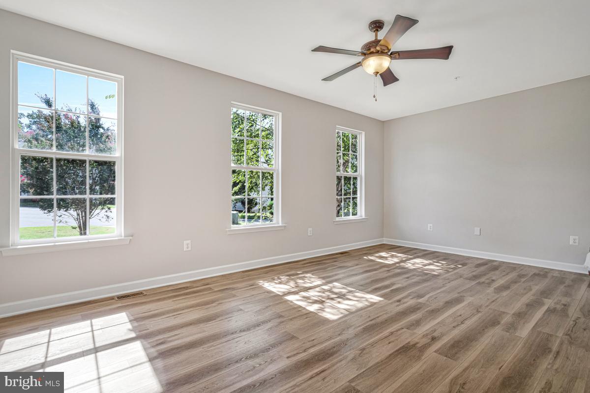 47158 Powhatan Ct Property Photo 7