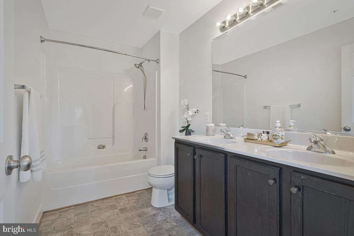 47158 Powhatan Ct Property Photo 27