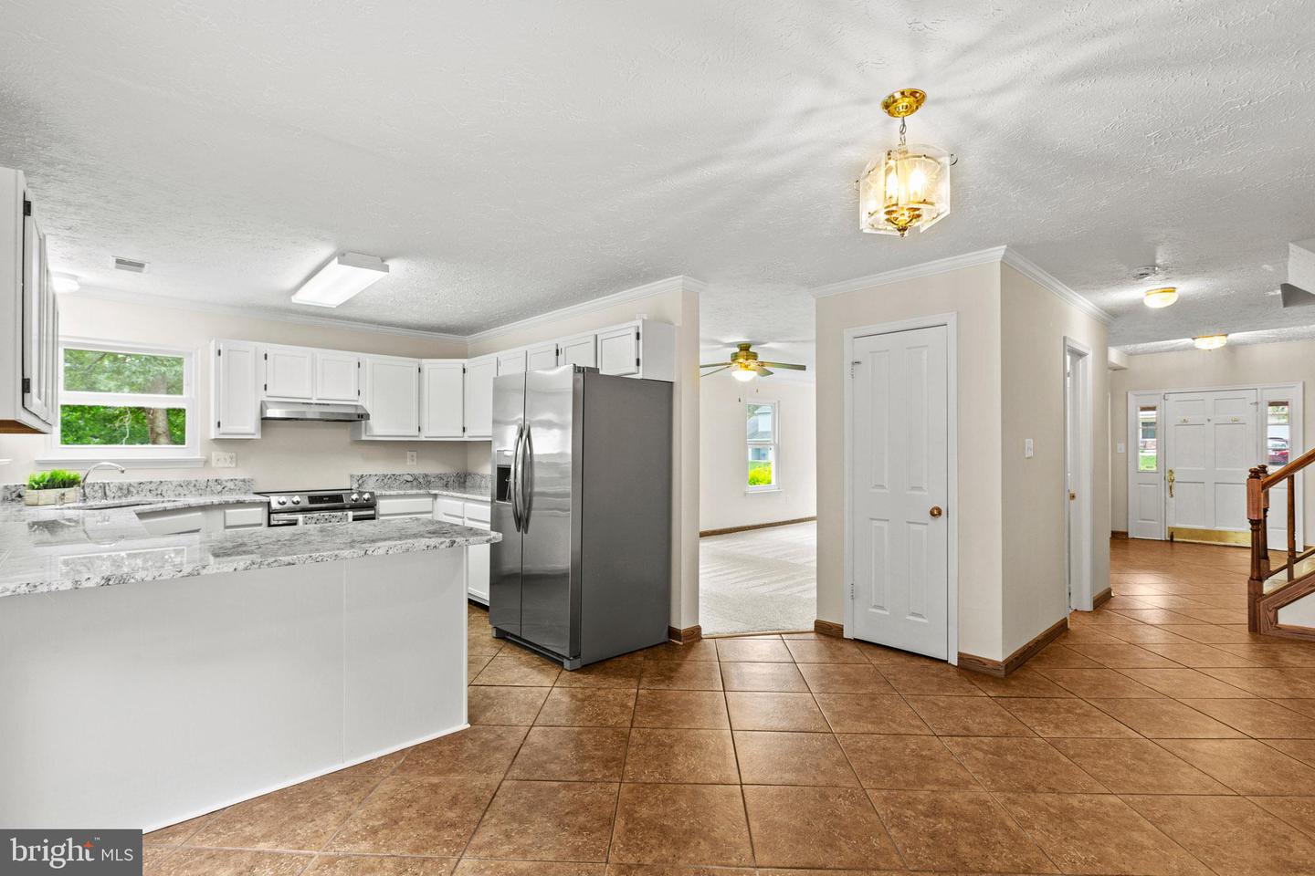 21268 Scarborough Dr Property Photo 5