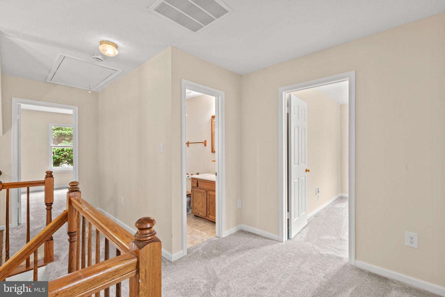 21268 Scarborough Dr Property Photo 13