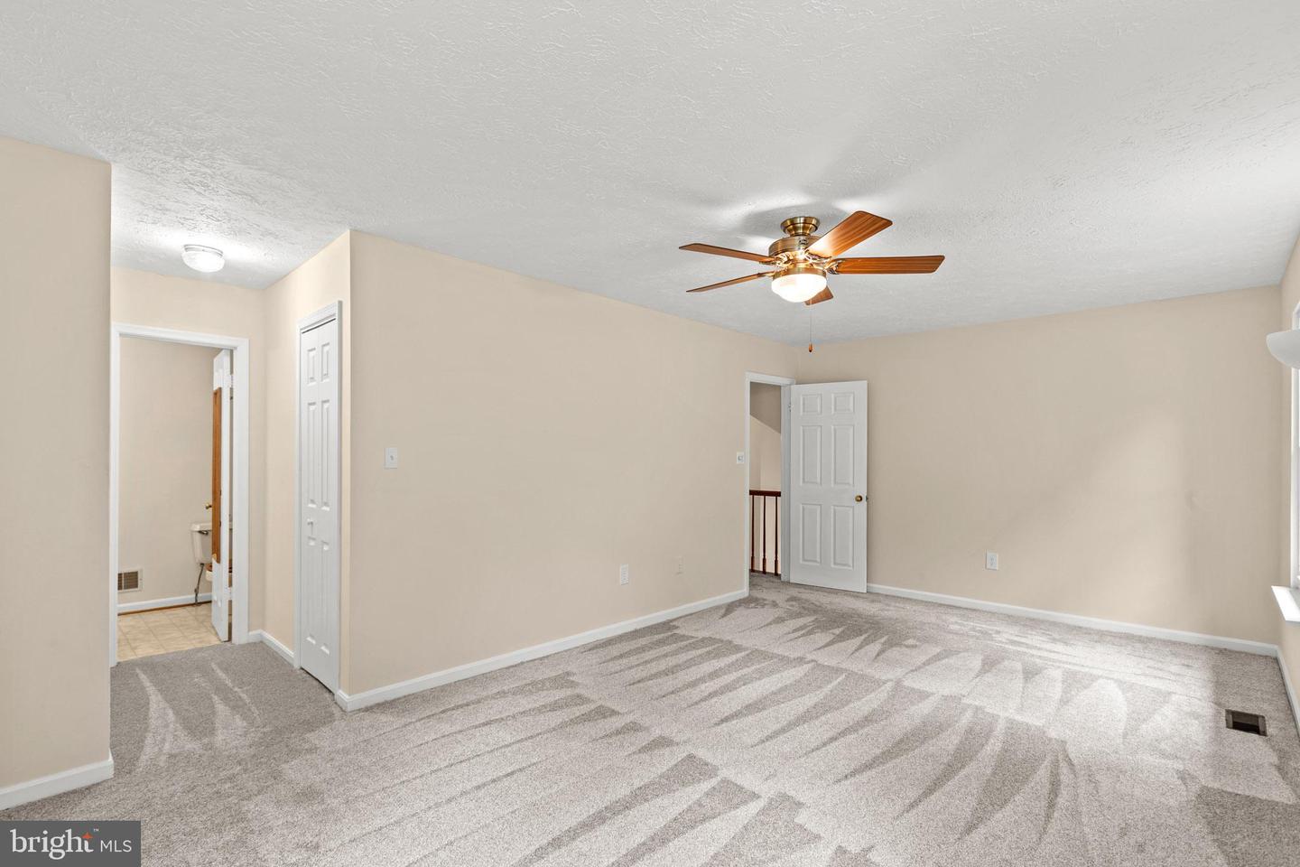 21268 Scarborough Dr Property Photo 18