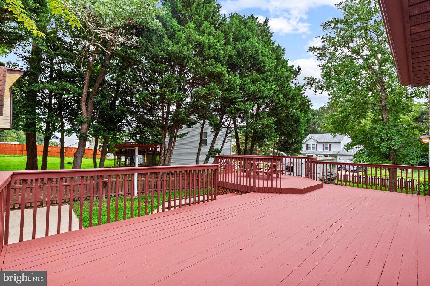 21268 Scarborough Dr Property Photo 22