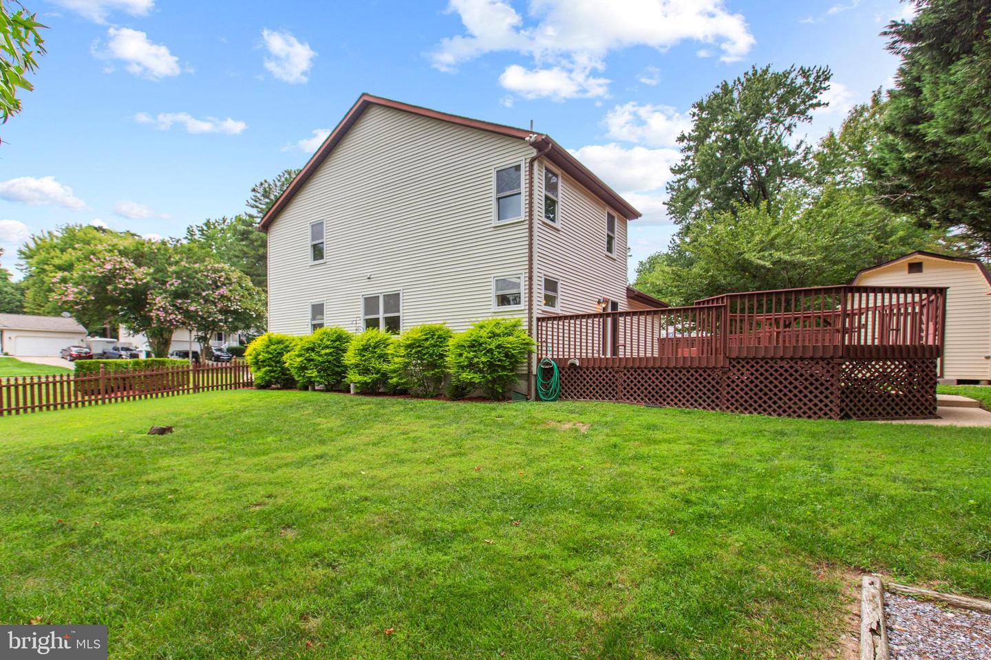 21268 Scarborough Dr Property Photo 26