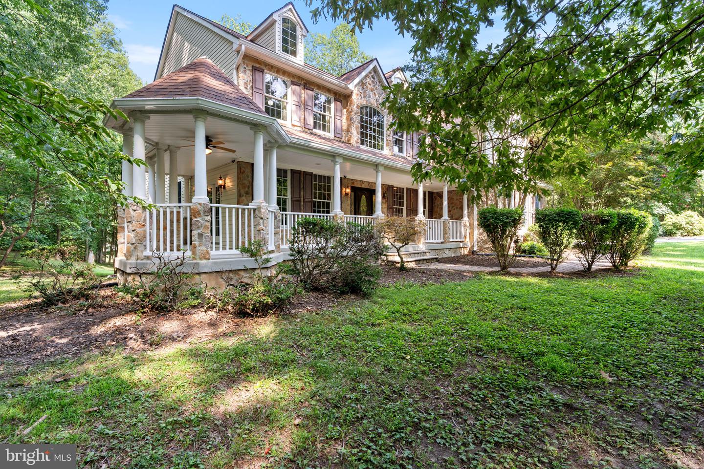 45105 Mill Creek Way Property Photo 1