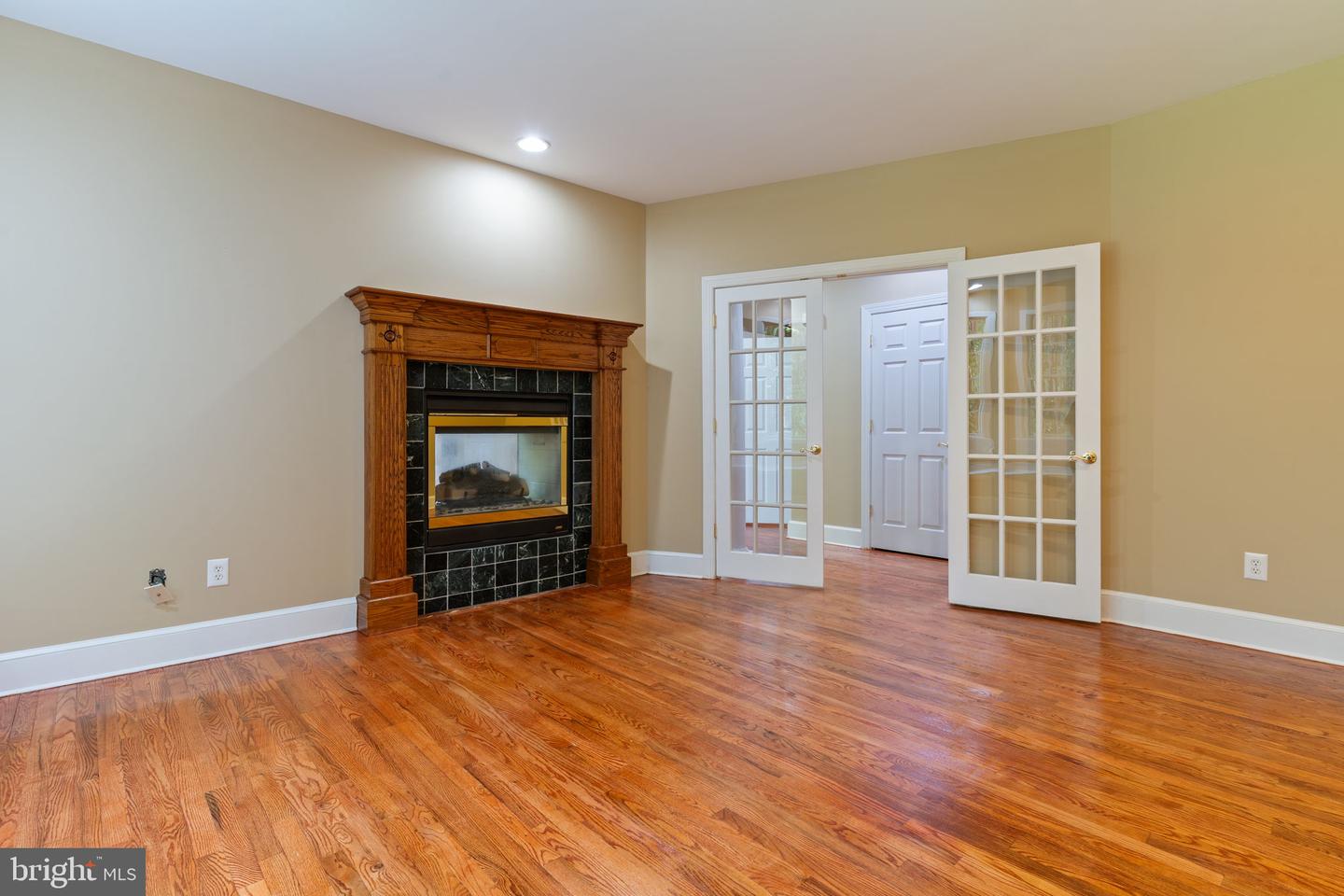 45105 Mill Creek Way Property Photo 15