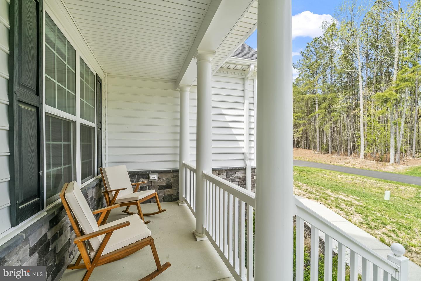 42625 Richly Ln Property Photo 5