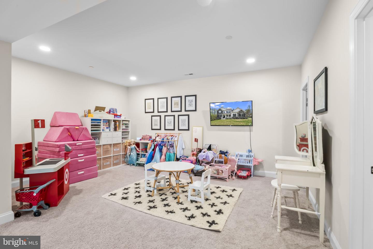 42625 Richly Ln Property Photo 32