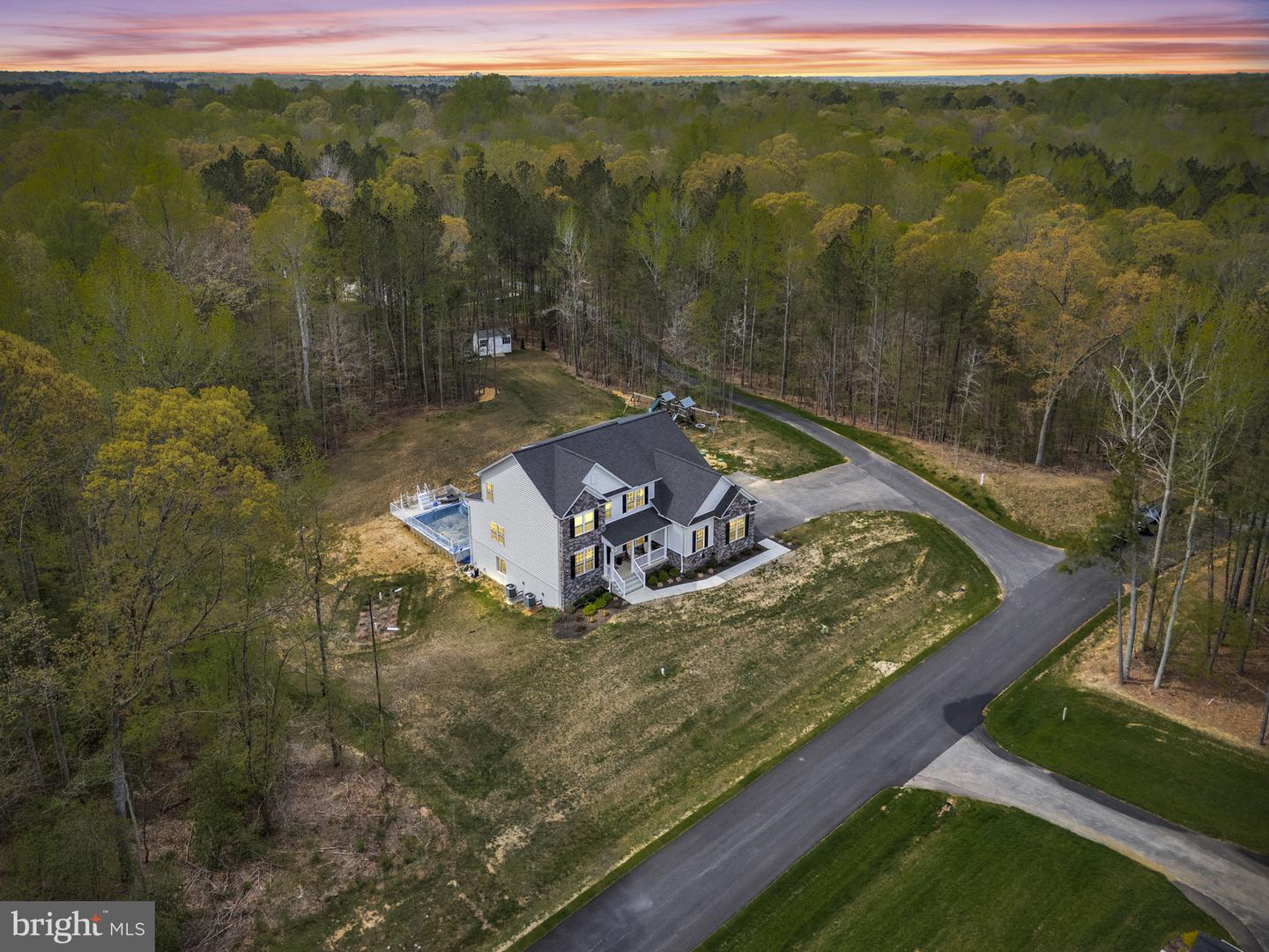 42625 Richly Ln Property Photo 39