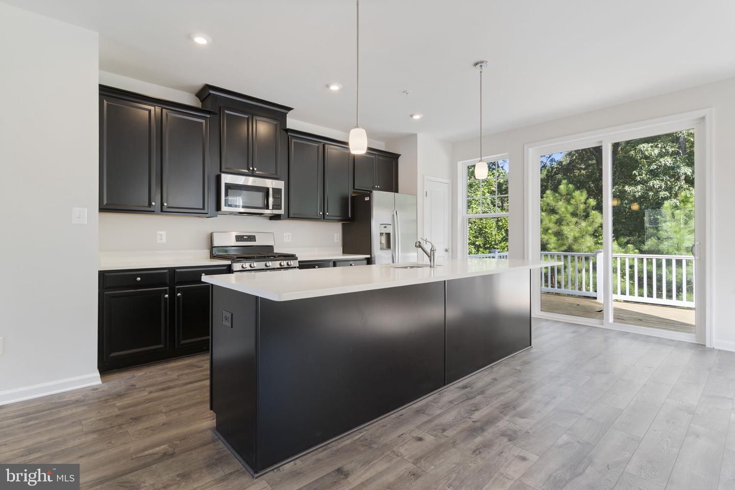 44042 Eucalyptus Way Property Photo 5
