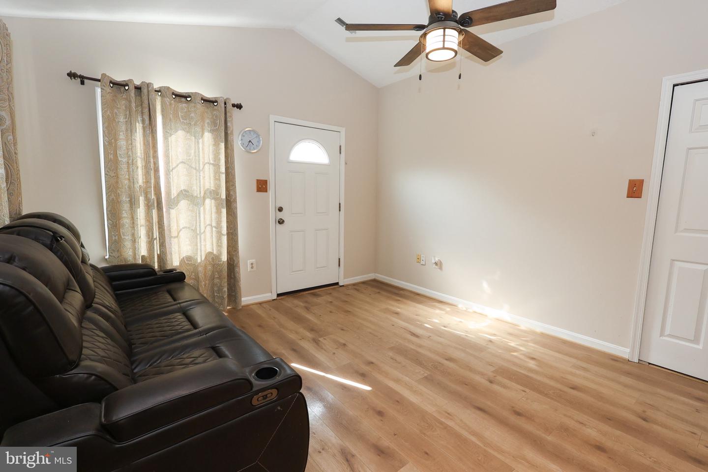 22079 Saint Josephs Cir Property Photo 15