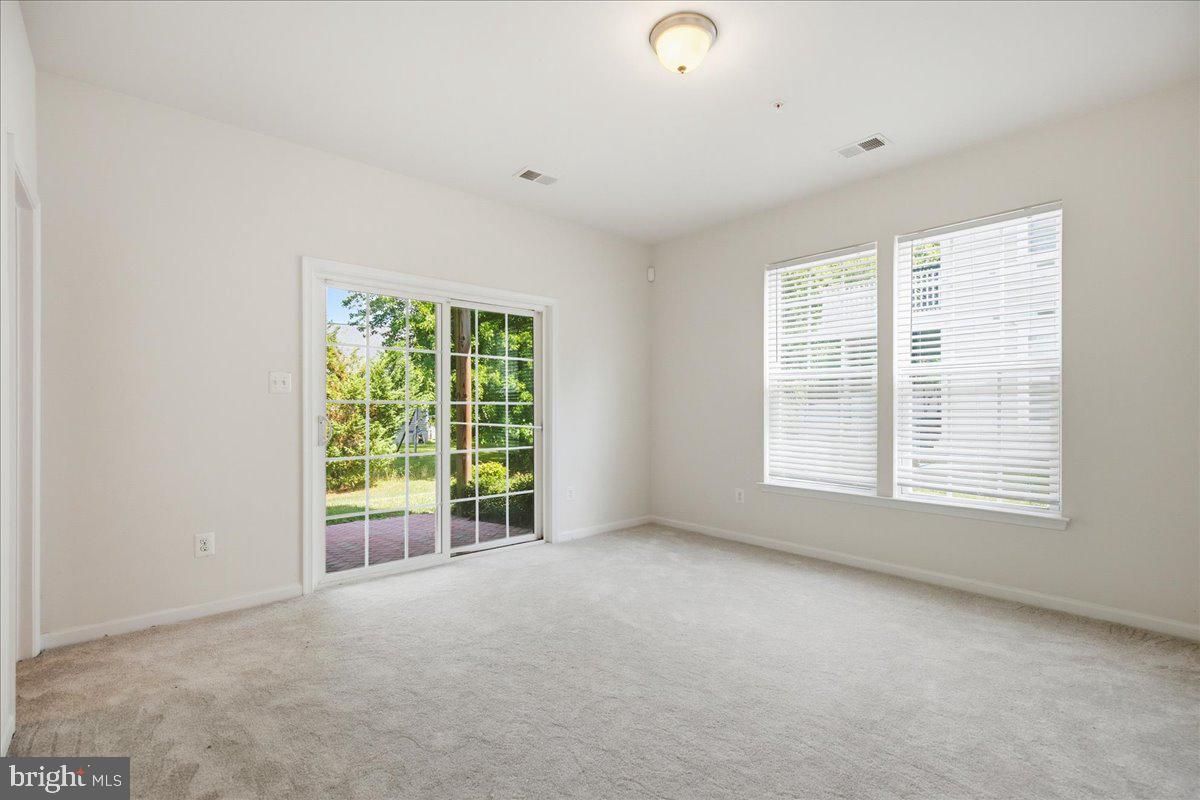 23192 Mountain Laurel Ln Property Photo 6