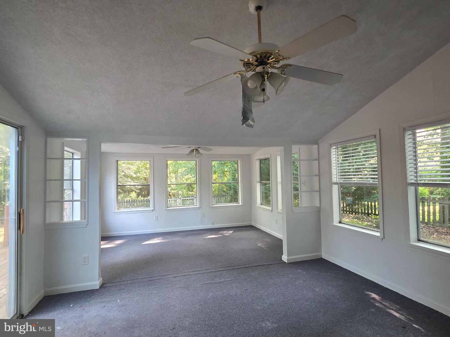 21301 Scarborough Dr Property Photo 19