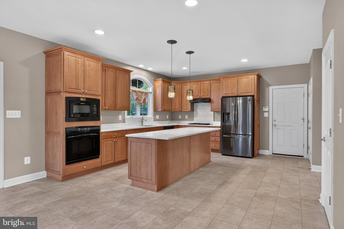 41402 Omaha Ct Property Photo 18
