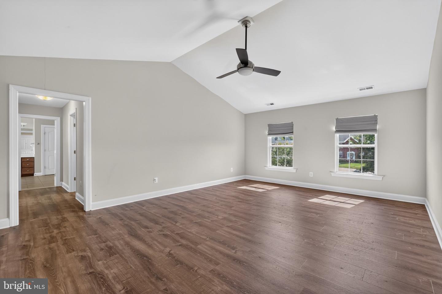 41402 Omaha Ct Property Photo 32
