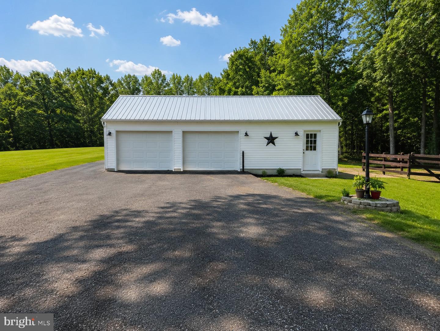 27495 Three Notch Rd Property Photo 7
