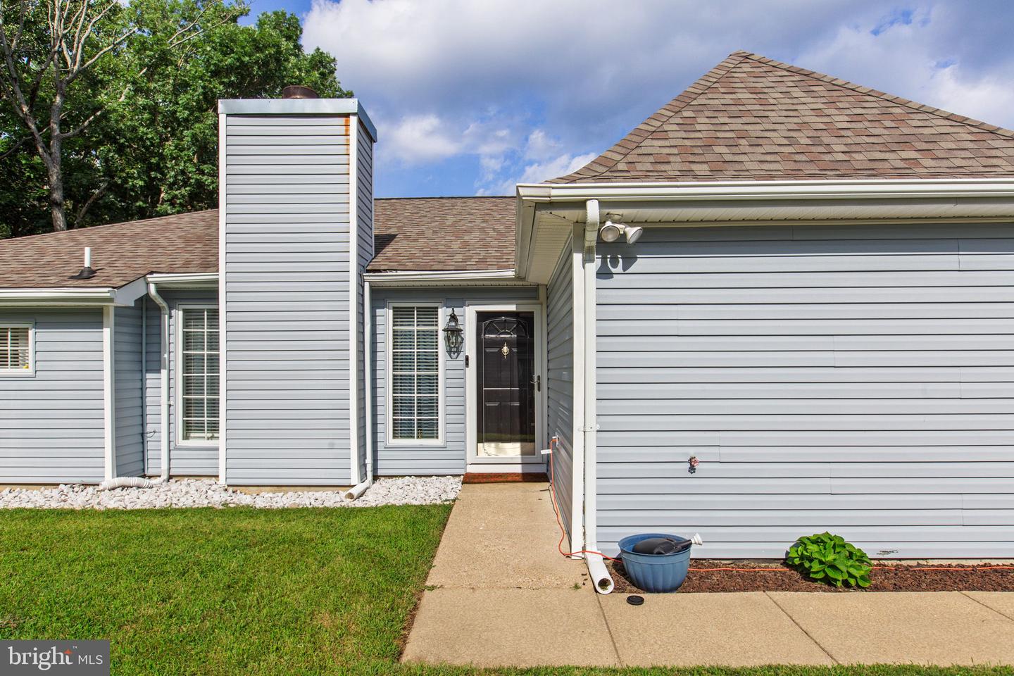 48090 Mayflower Dr Property Photo 5