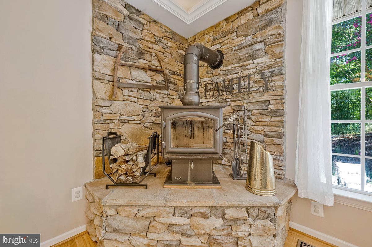 29171 Hearts Desire Dr Property Photo 8