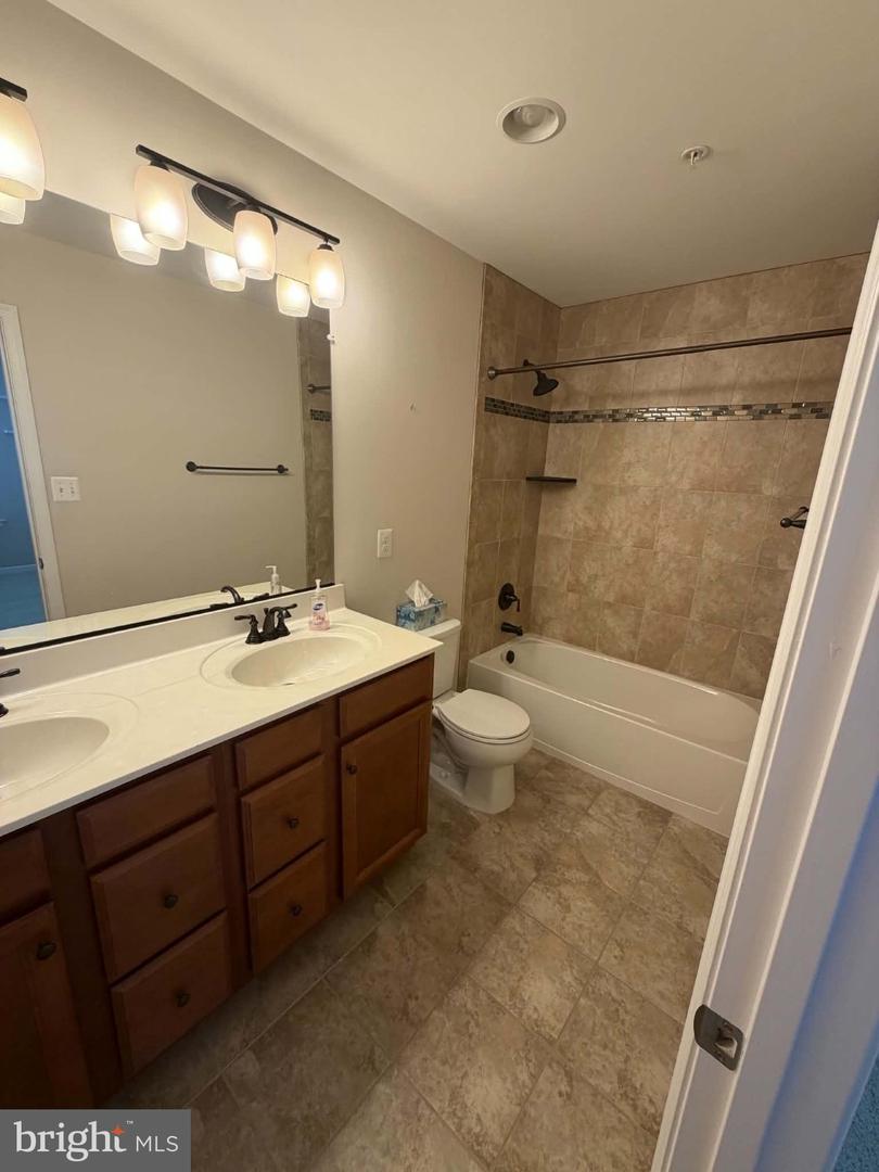 23248 Ambrosia Ln Property Photo 14