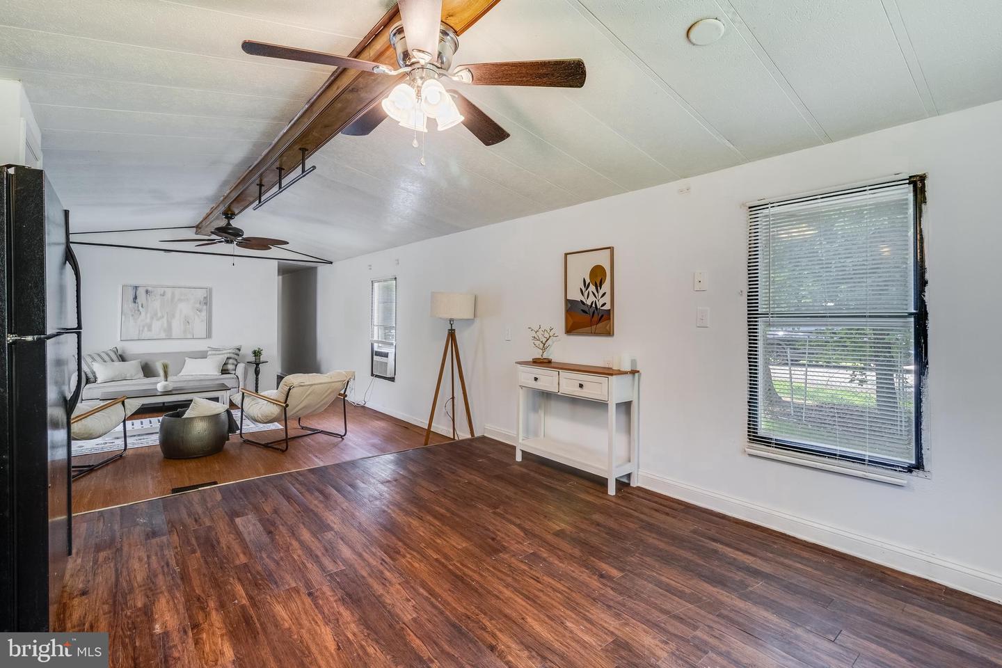 19722 Teddy Way Property Photo 4