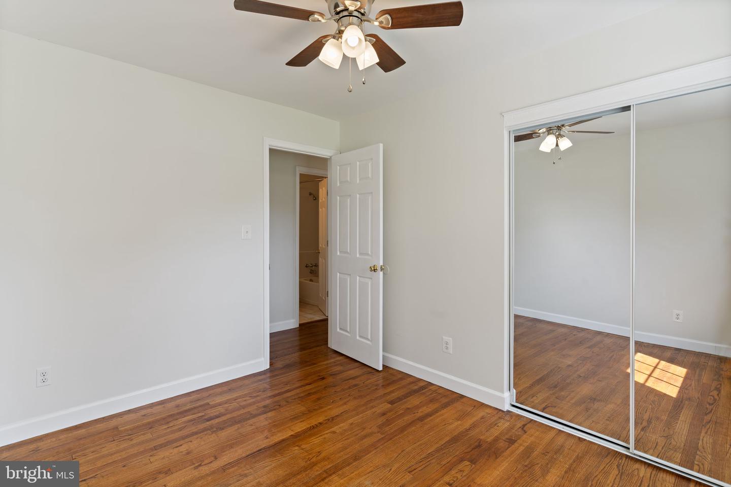 22712 Parkview Dr Property Photo 15