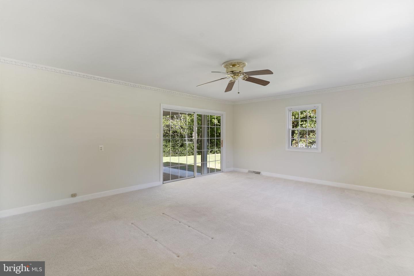 22712 Parkview Dr Property Photo 24