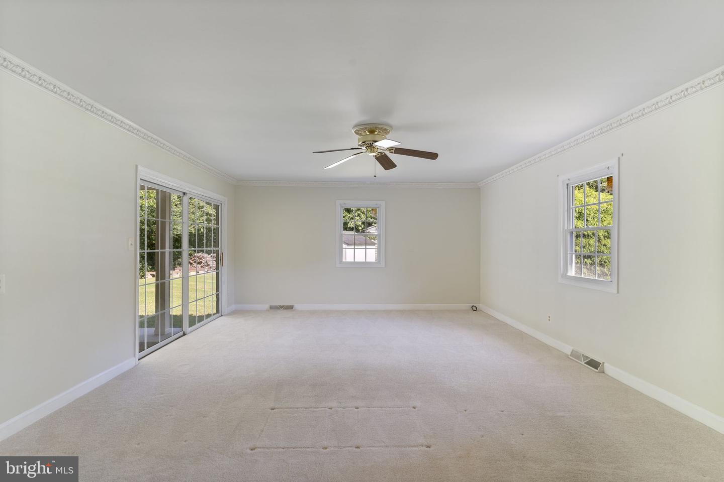 22712 Parkview Dr Property Photo 27