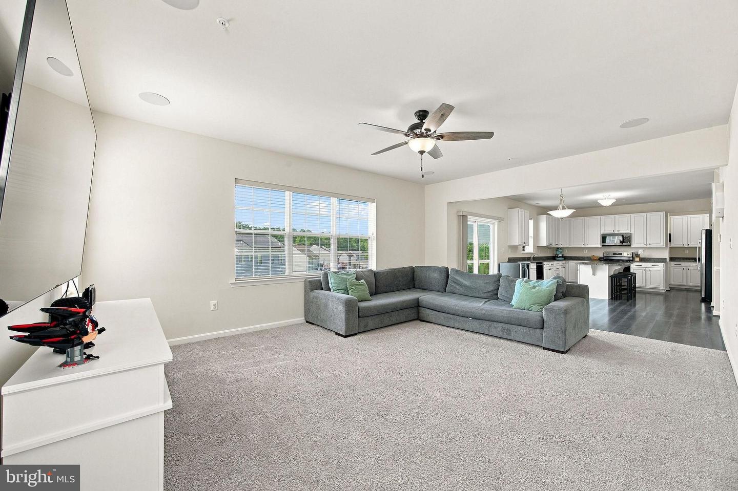 45694 Tennyhill St Property Photo 14