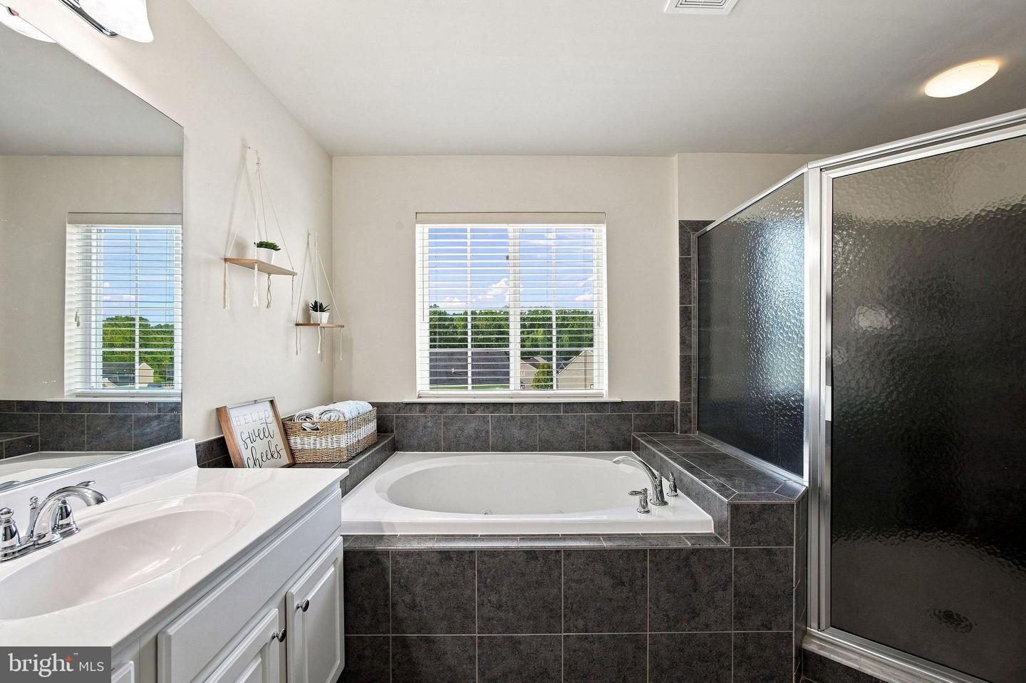45694 Tennyhill St Property Photo 26