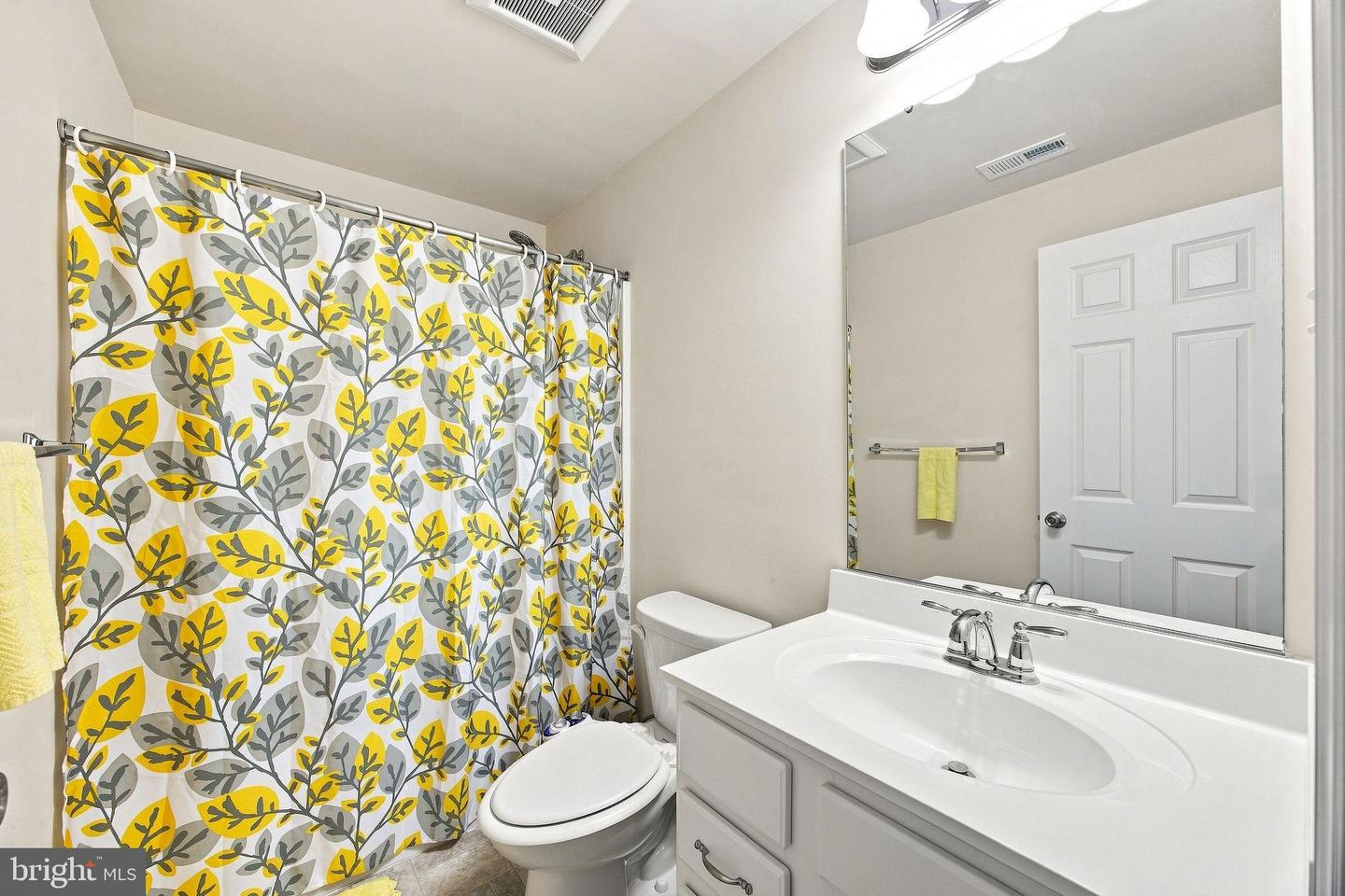 45694 Tennyhill St Property Photo 43