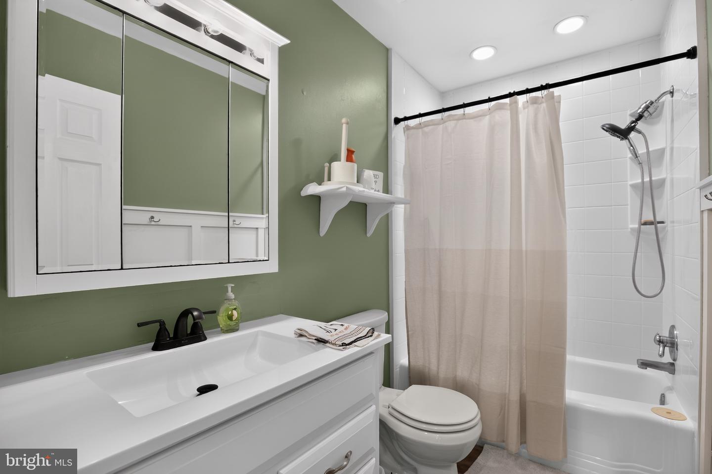 42544 Anne Ct Property Photo 28