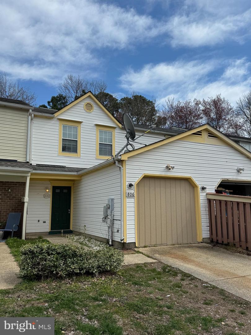 46363 COLUMBUS DR #806 Property Photo 1