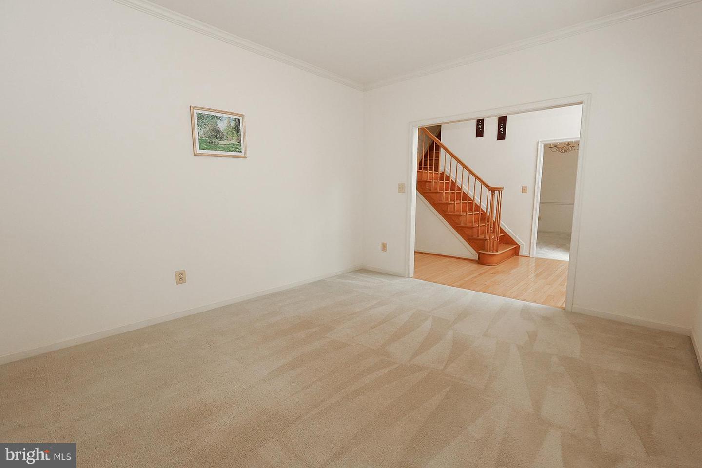 22601 Avenmar Dr Property Photo 19