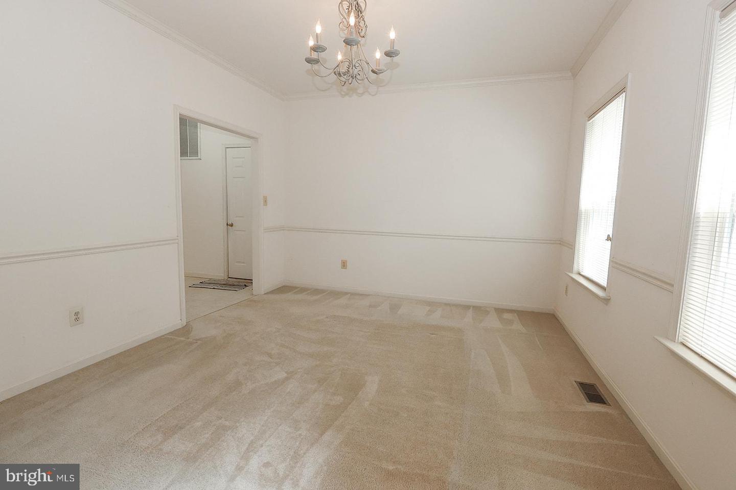 22601 Avenmar Dr Property Photo 22