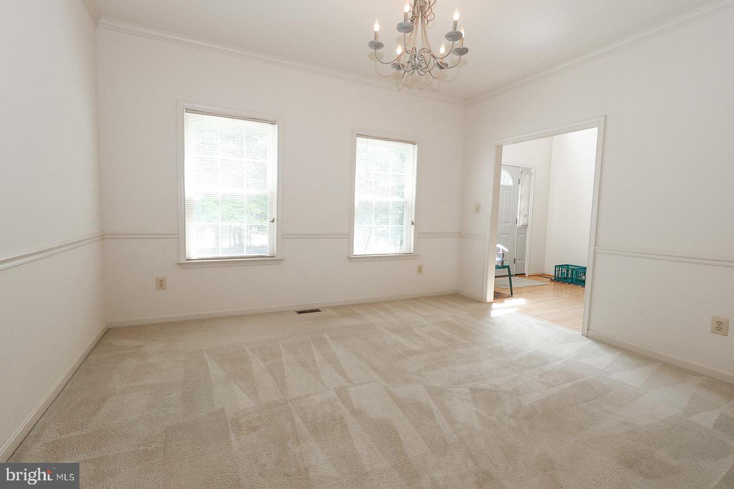 22601 Avenmar Dr Property Photo 25
