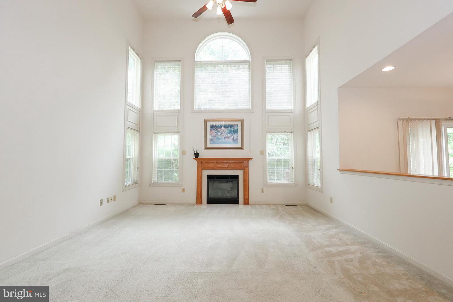 22601 Avenmar Dr Property Photo 27