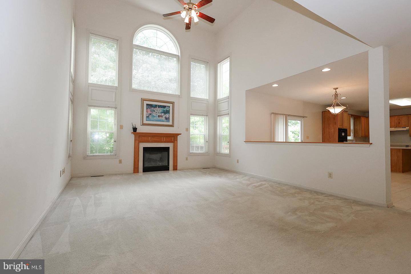 22601 Avenmar Dr Property Photo 28