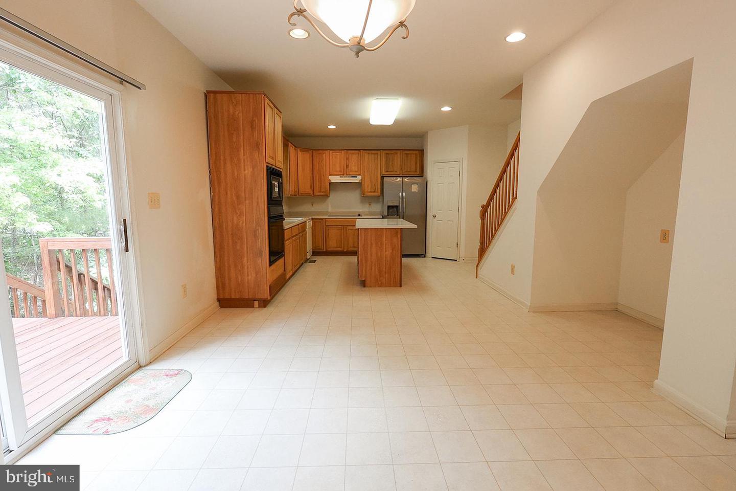 22601 Avenmar Dr Property Photo 43