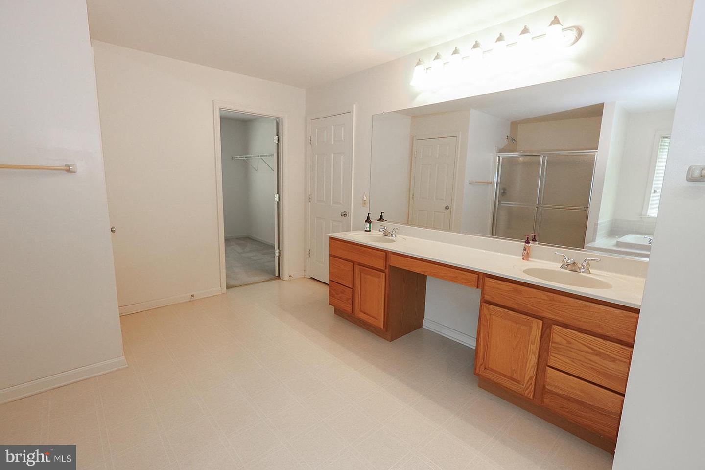 22601 Avenmar Dr Property Photo 59