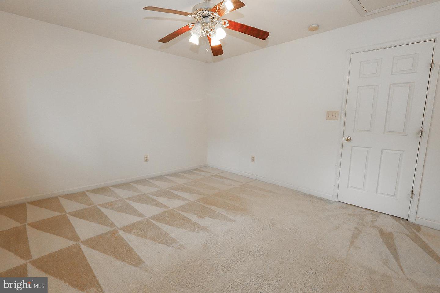 22601 Avenmar Dr Property Photo 63